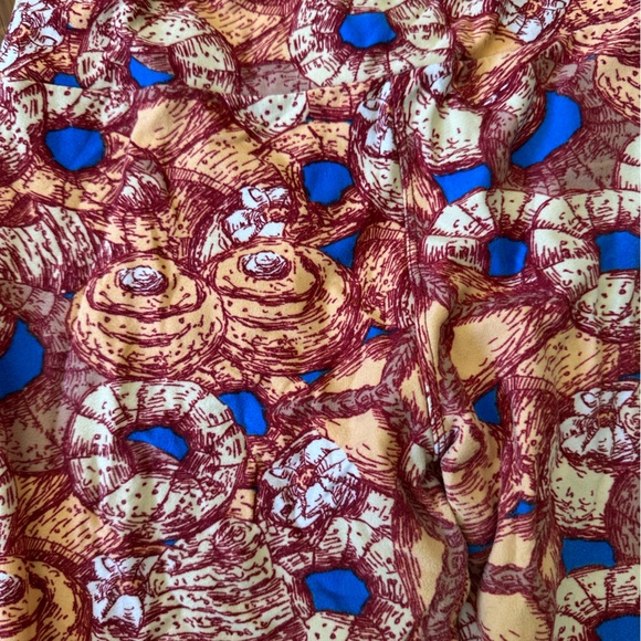 LuLaRoe Pastry Patterned Leggings - Picture 2 of 4